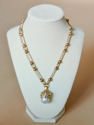 Pearl & Chain Necklace